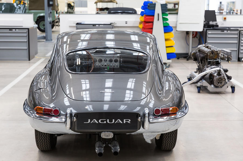 Illustration for article titled OMG, Jaguar land Rover, please let them do tours.